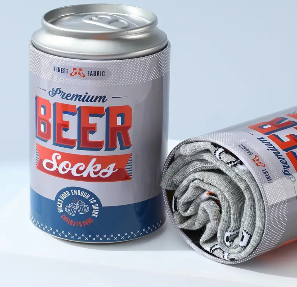 Beer socks in beer can gift set