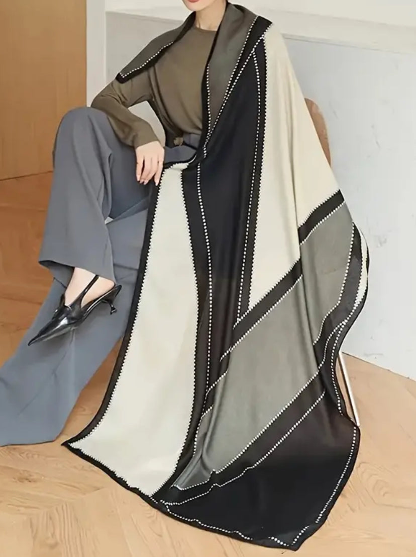 Écharpe beige et noire