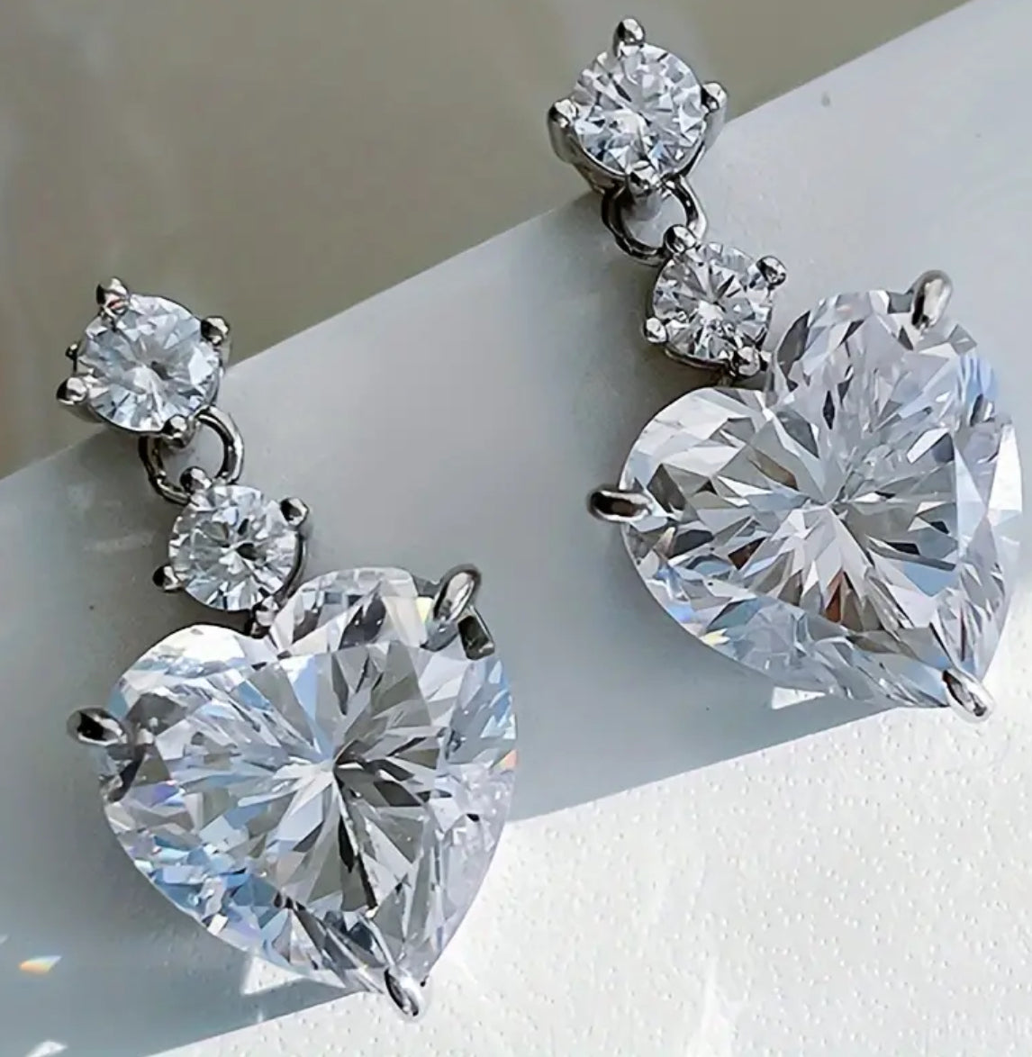Boucles d'oreilles cœur en pierres précieuses plaquées argent