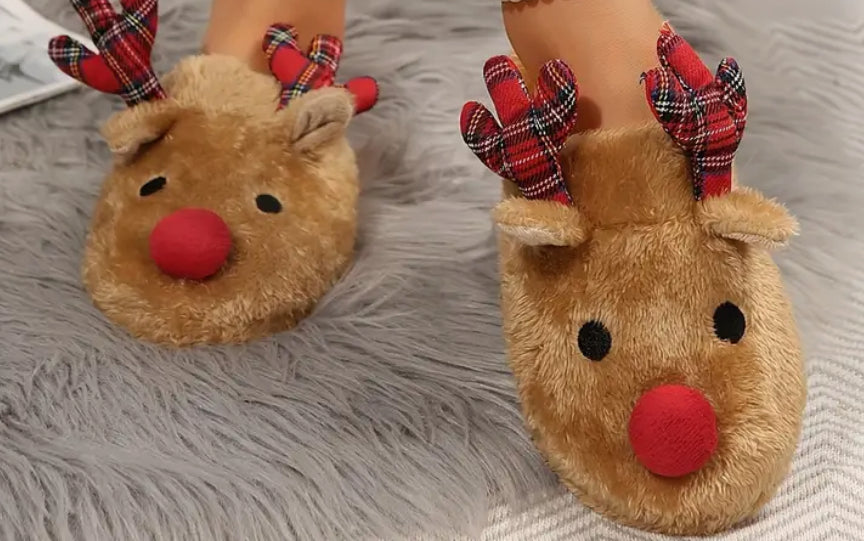 Christmas Reindeer Slippers size 7.5-8