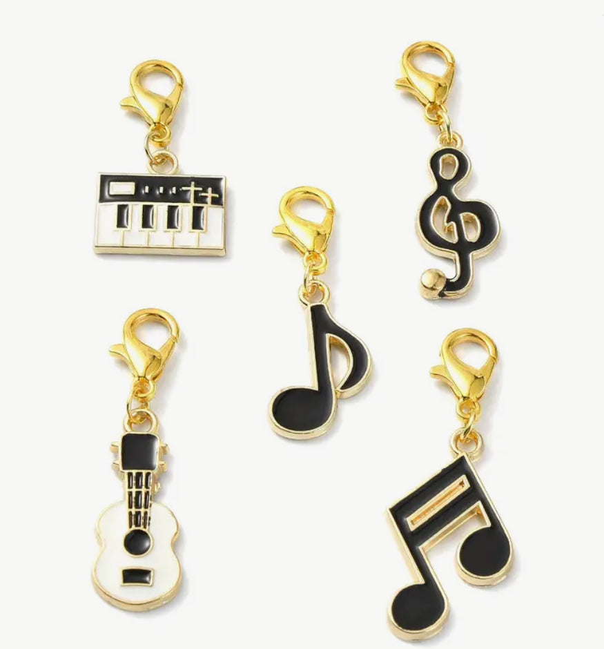 Musical note key chain hanging pendant