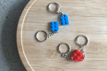 Set of two building blocks keychains