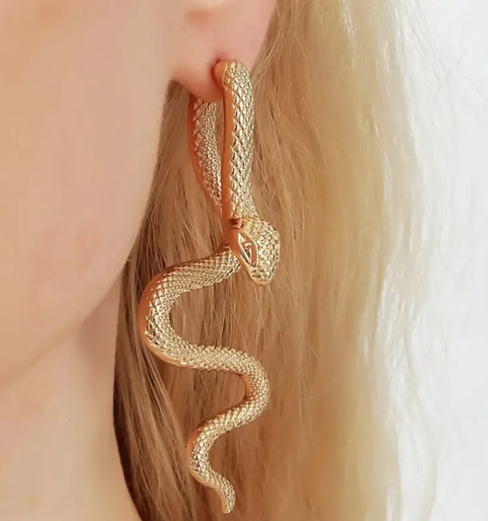Boucles d'oreilles serpent en or
