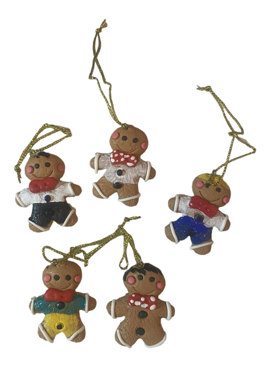 Small gingerbread man ornaments