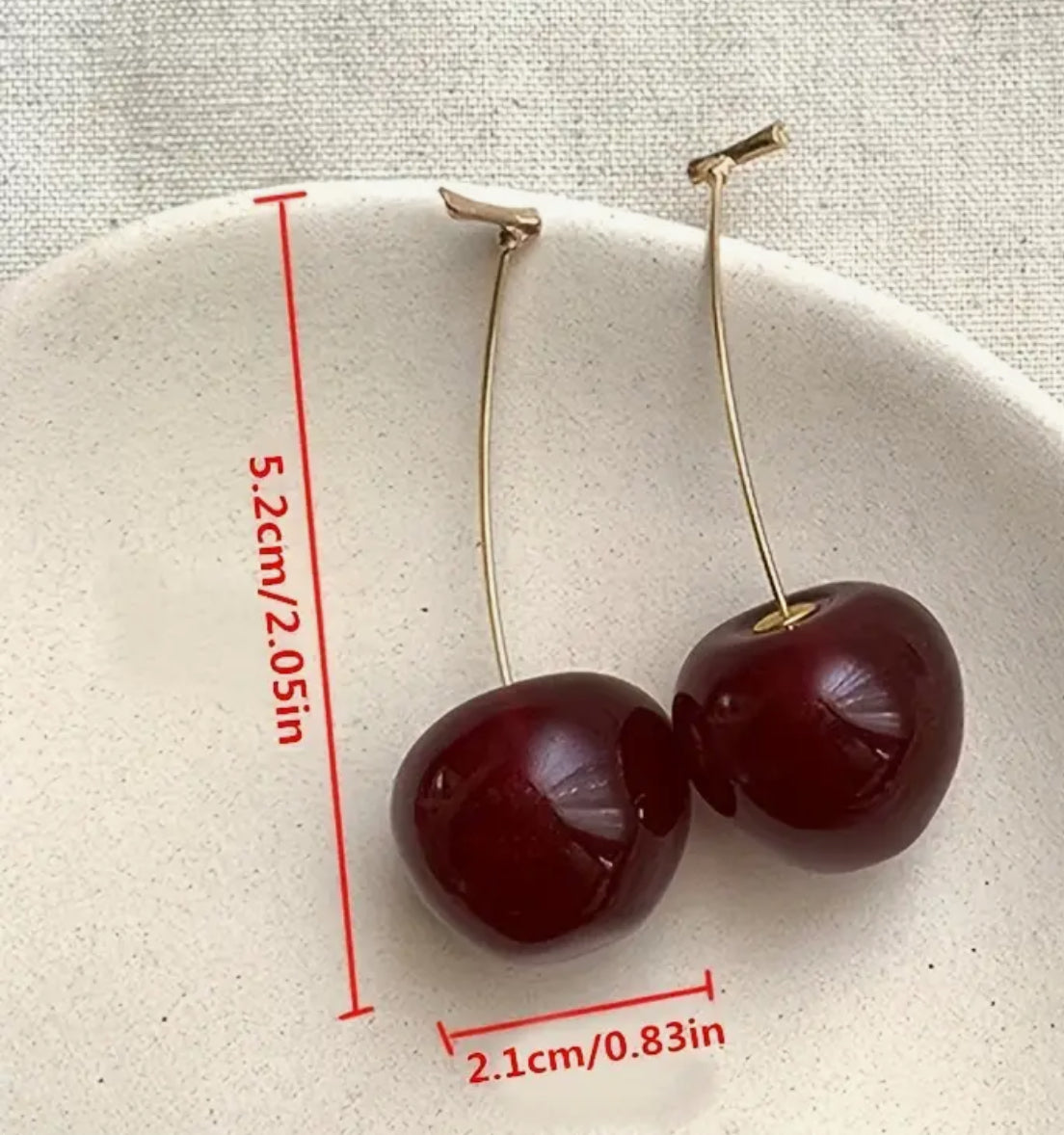 Dangling cherries earrings