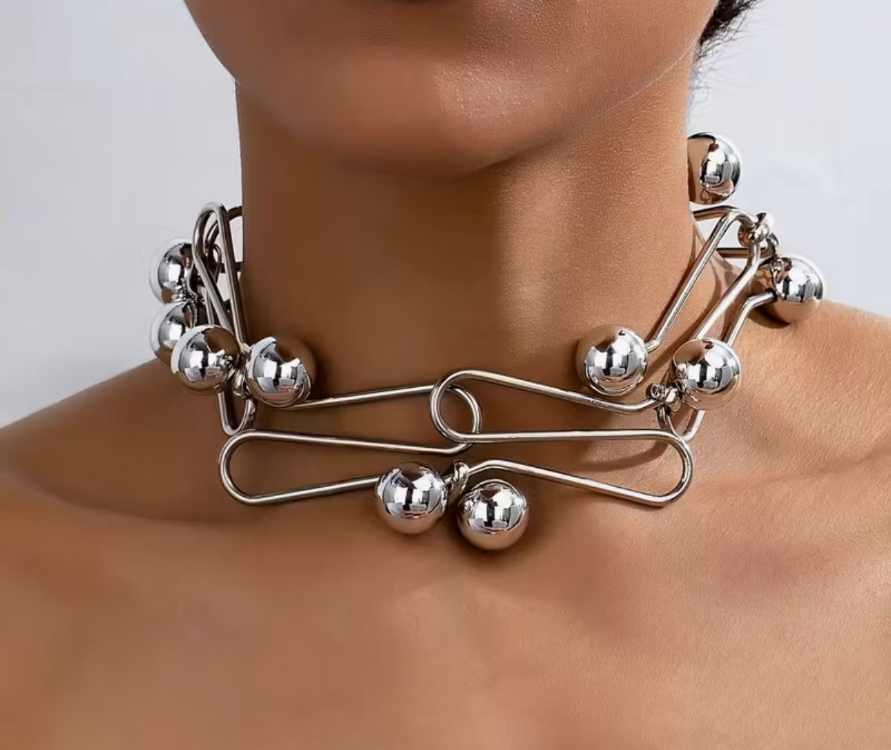 Silver Balls Choker