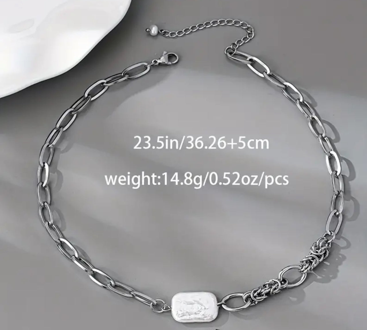 Collier en acier inoxydable avec perles d'eau douce
