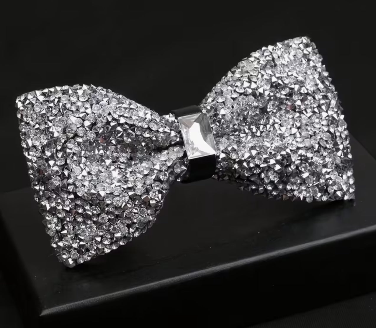 Nœud papillon homme en strass argenté