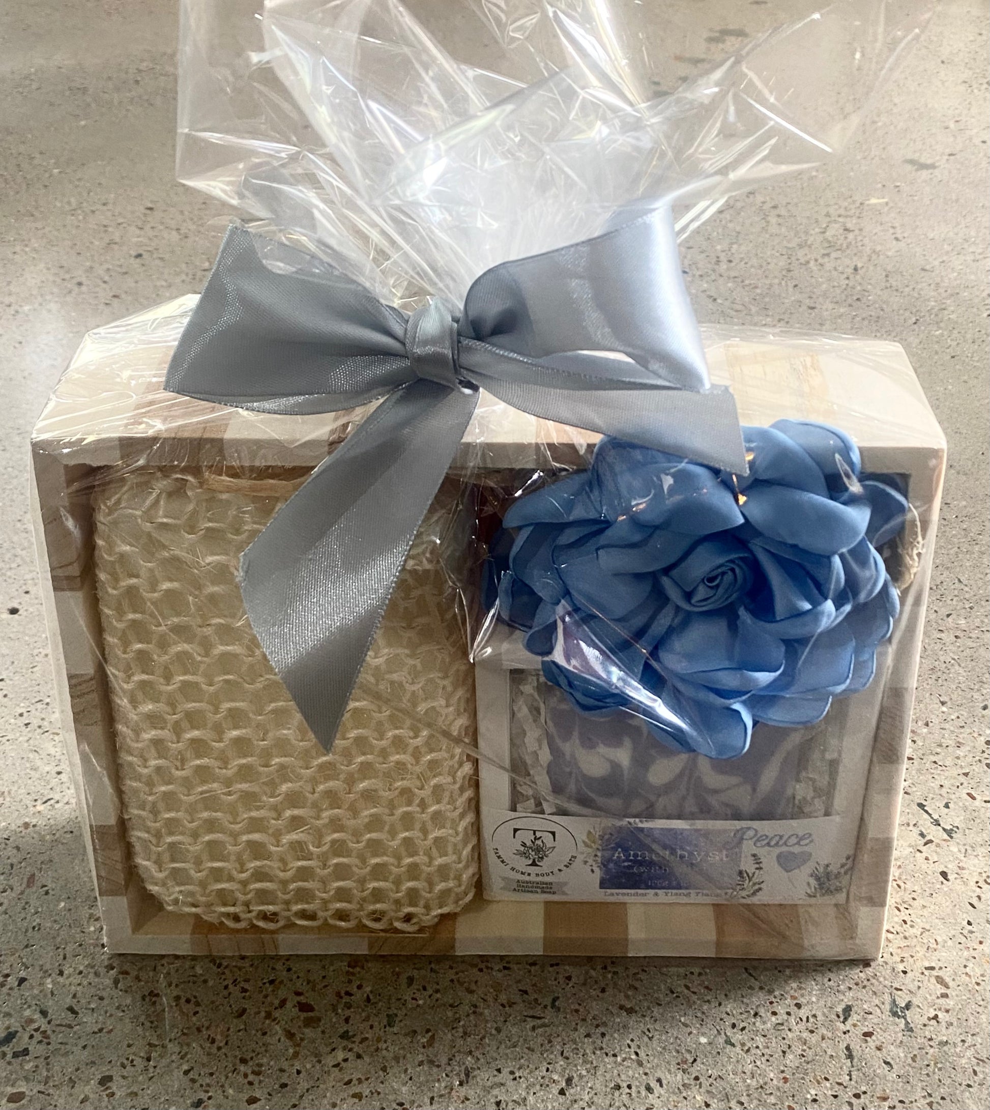 Pamper Christmas Hamper