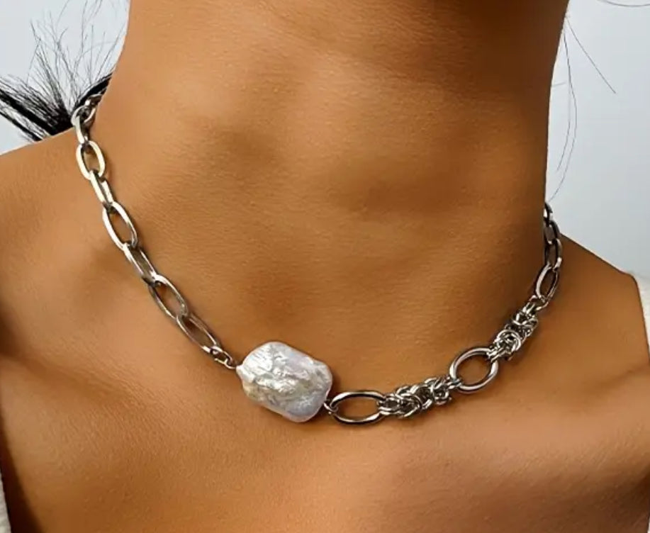 Collier en acier inoxydable avec perles d'eau douce