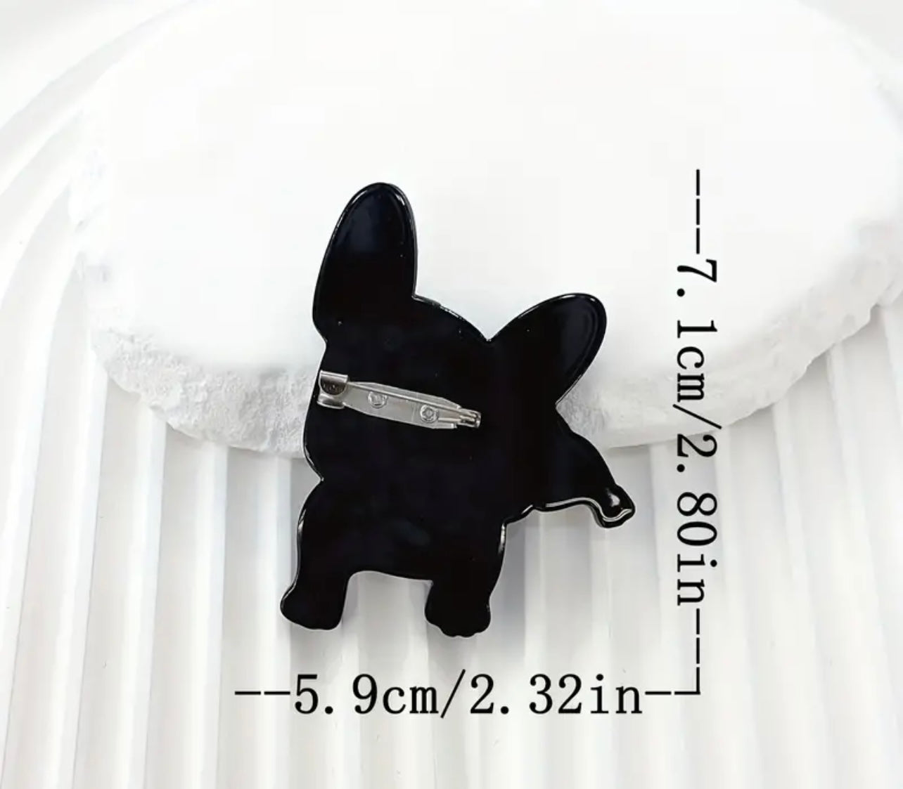 Broche en acrylique bouledogue français