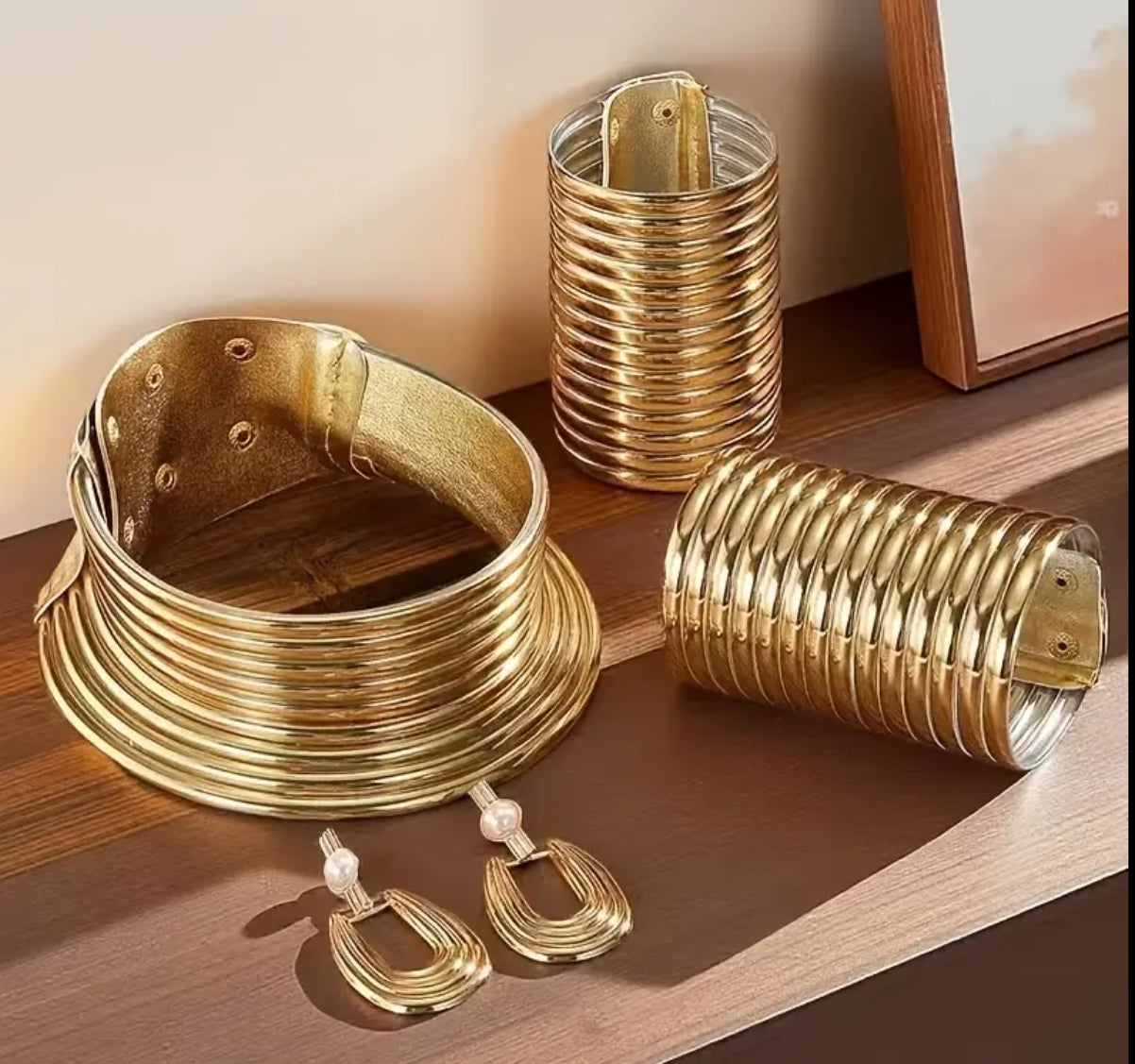 Faux Coil Jewellery Set (Gold)