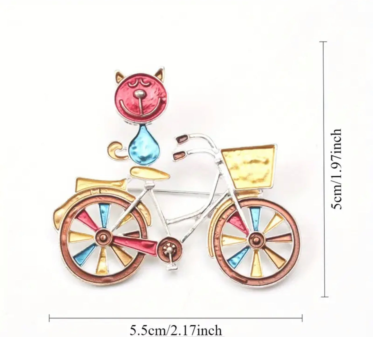Broche élégante et colorée en émail représentant un chat sur un vélo