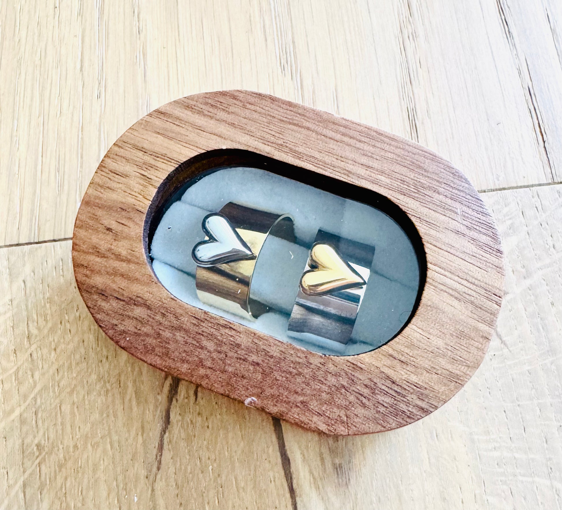 Couples Love Rings Gift Set