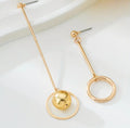 Boucles d'oreilles asymétriques boule et cercle (argent)