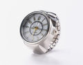 Bague de montre à quartz blanc