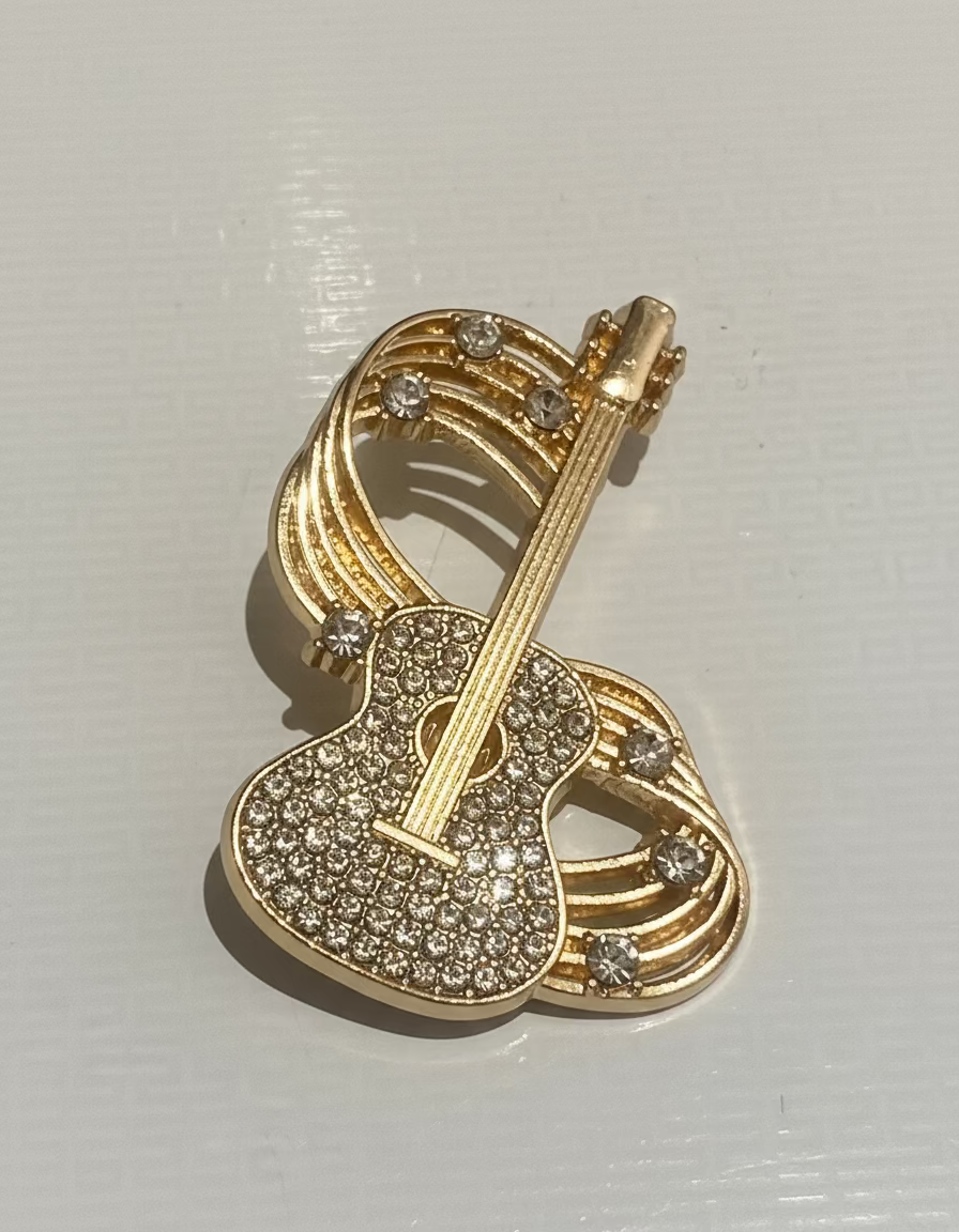 Guitar Brooch
