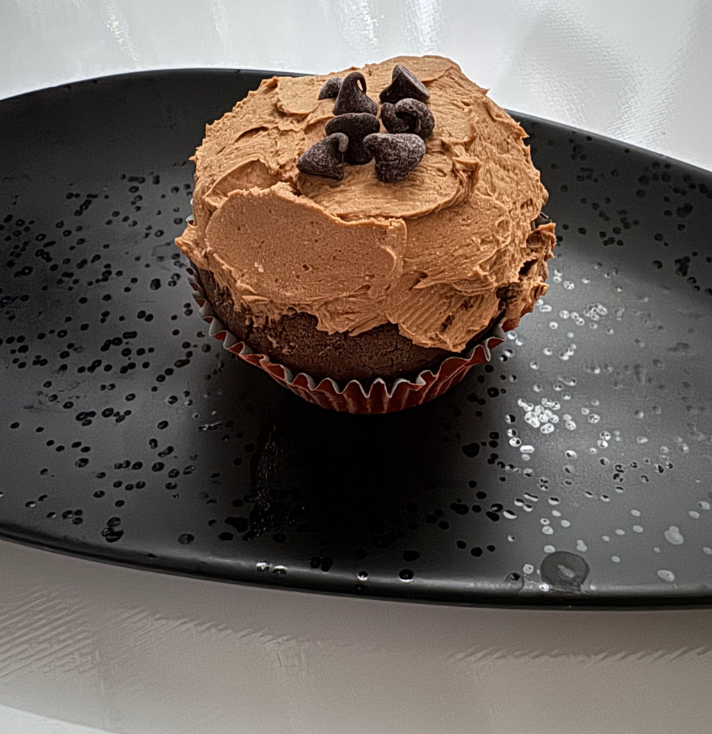 Cupcake au chocolat sans sucre (avec glaçage)
