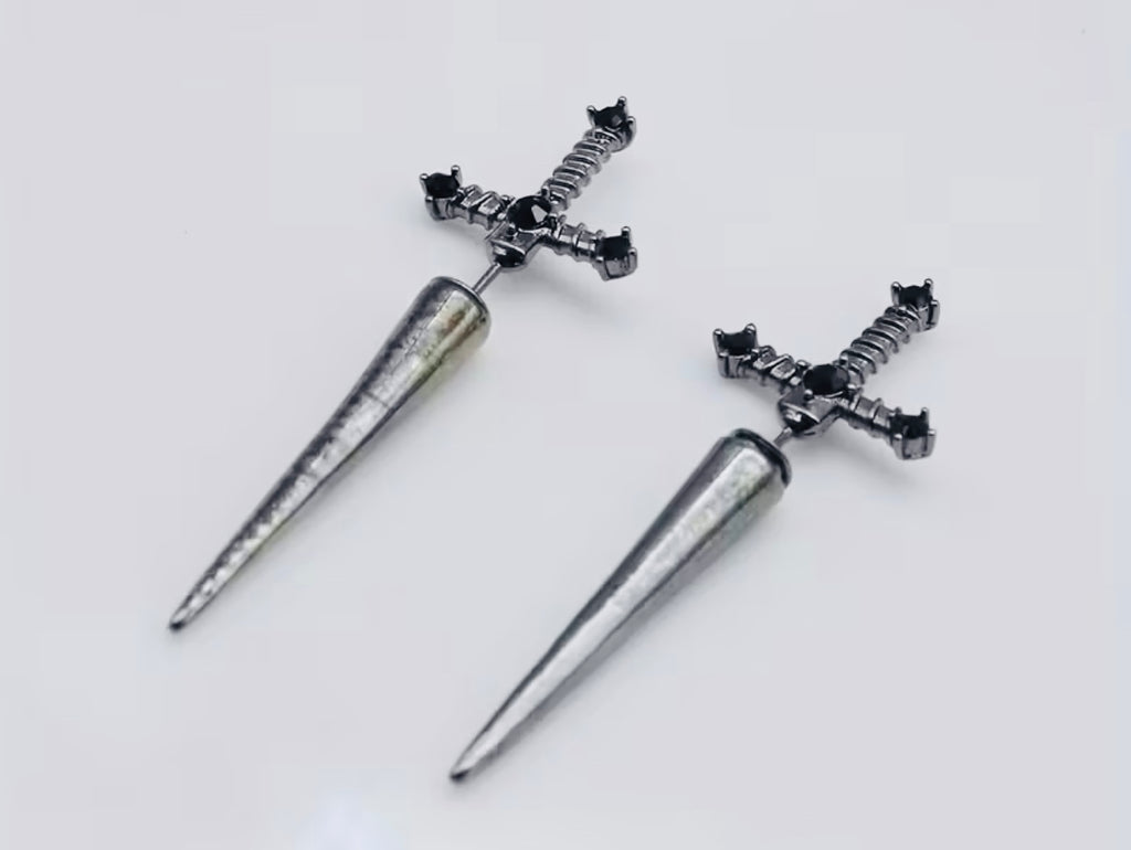 Boucles d'oreilles épée