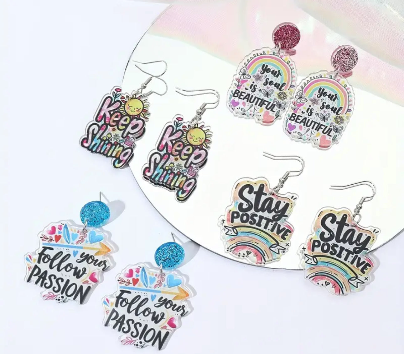 Boucles d'oreilles à affirmation positive