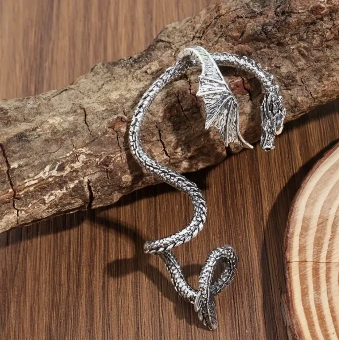 Boucles d'oreilles dragon (or ou argent)