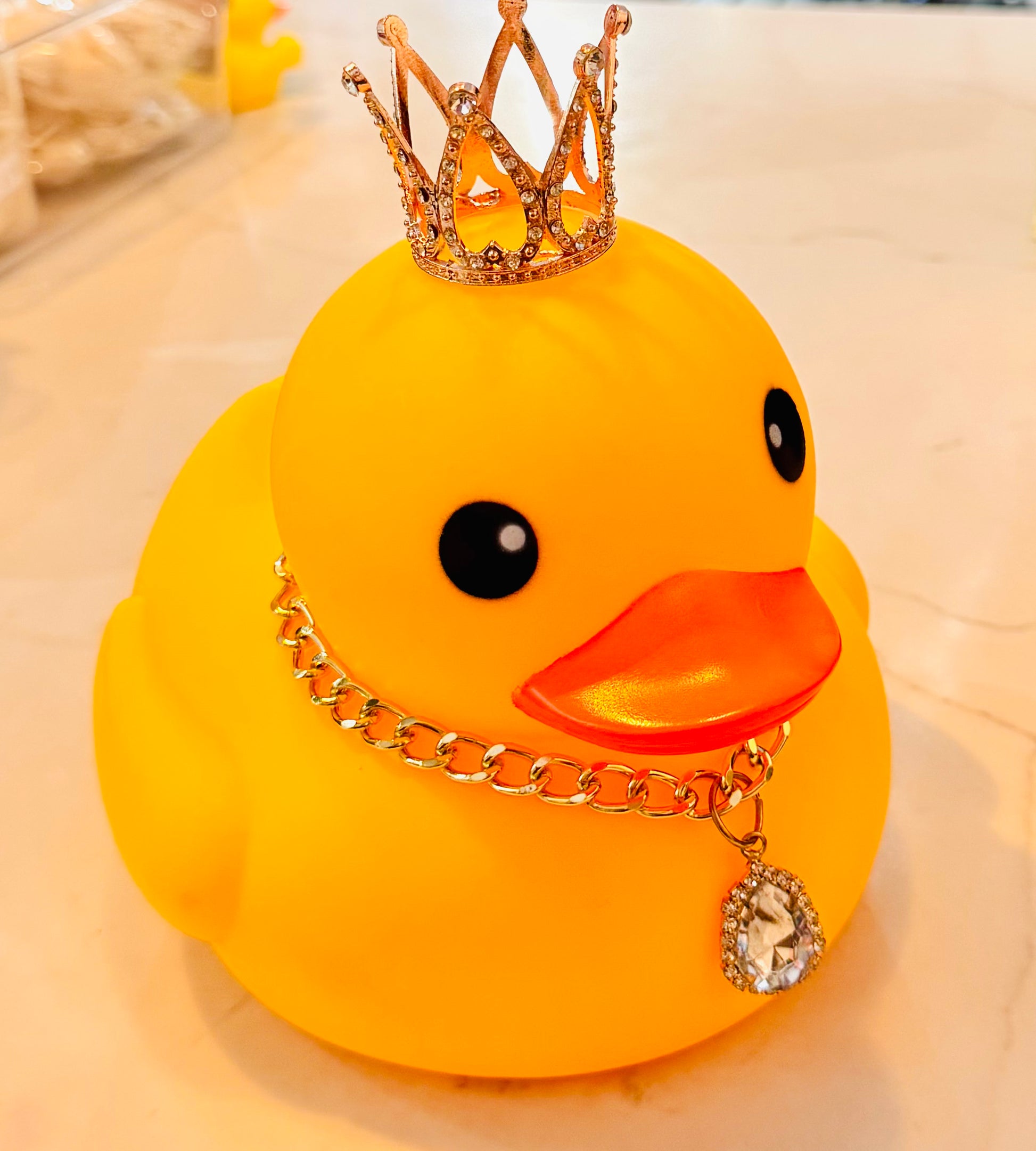 Grand canard en caoutchouc princesse