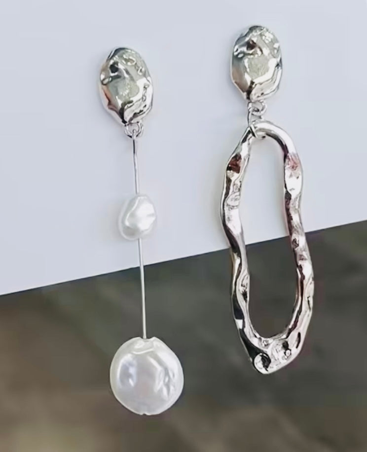 Sterling silver Pearl earrings (Gold or Silver)