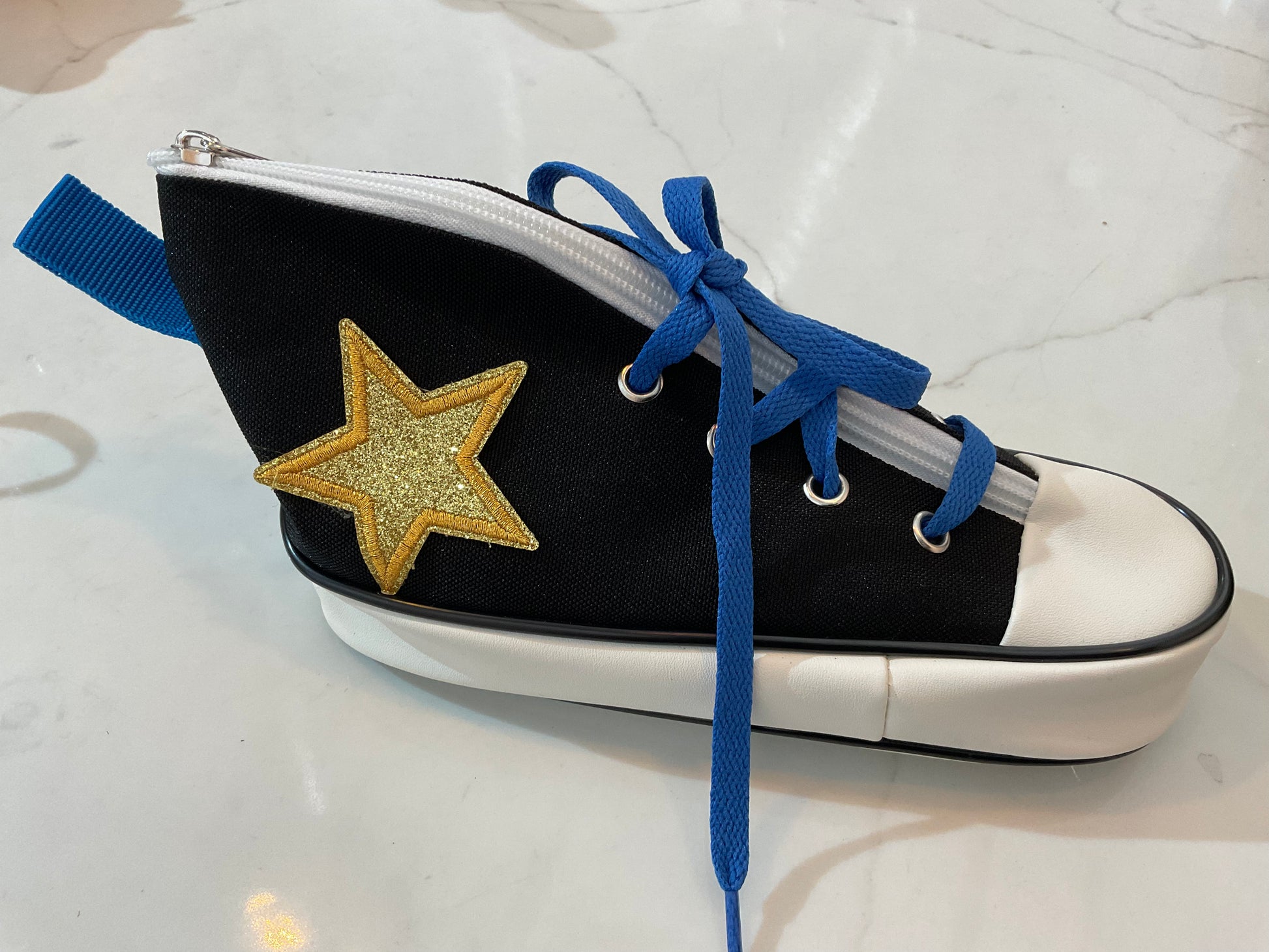 Trousse à crayons Sneaker