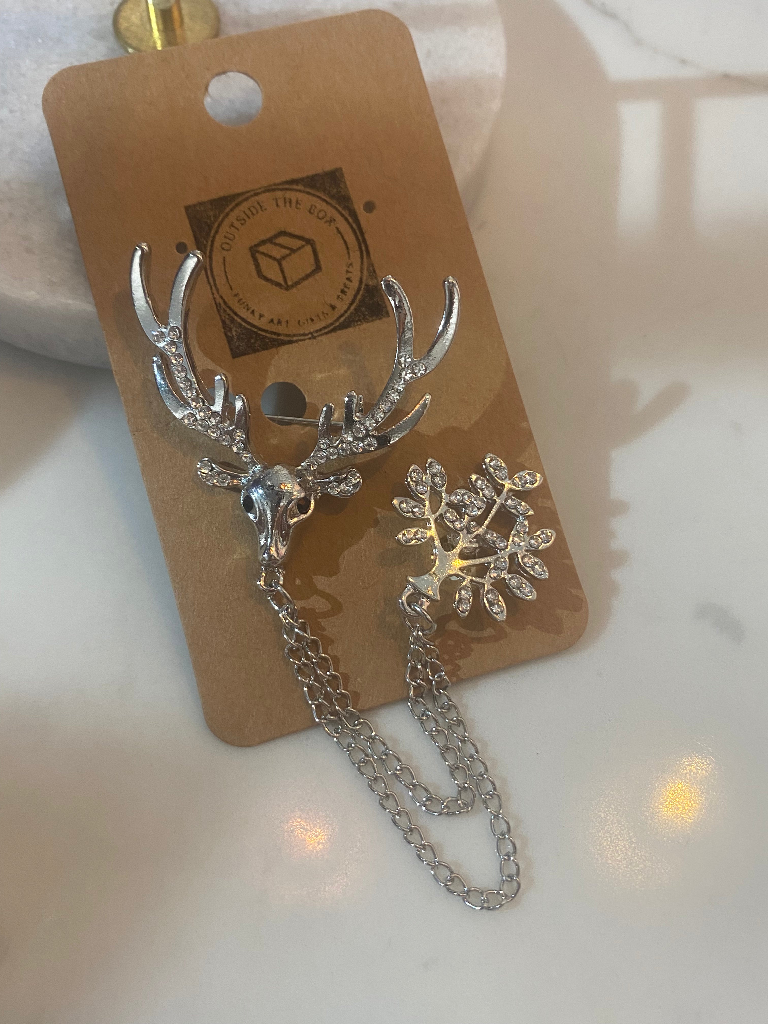 Broche Cerf dans la nature (2 pièces)
