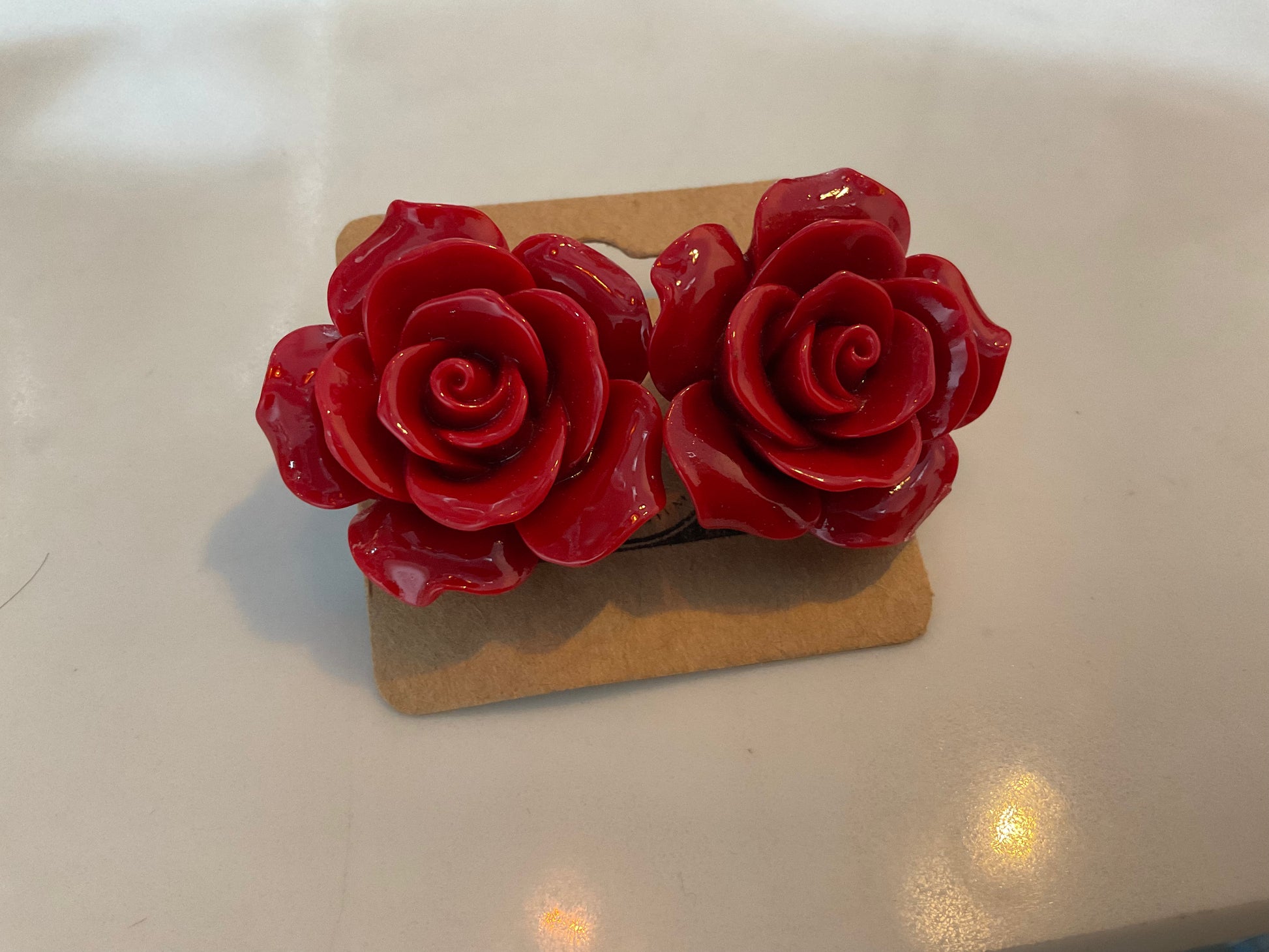 Boucles d'oreilles en résine avec fleurs