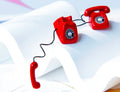 Boucles d'oreilles en argent sterling avec téléphone rouge