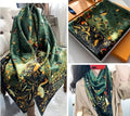 Écharpe en satin motif oiseaux