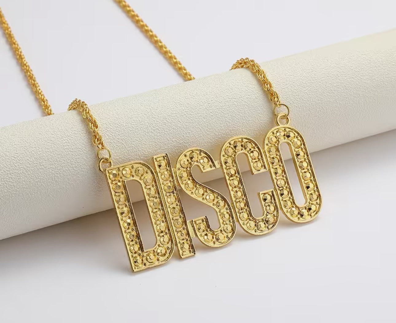 Disco necklace