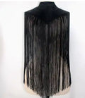 Étole en satin à pompons