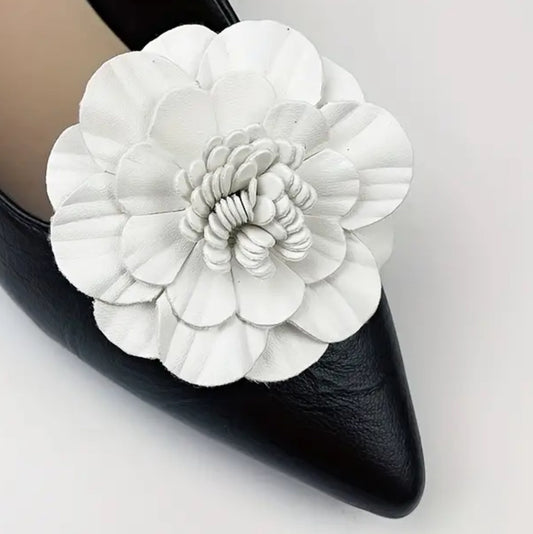 White Flower Shoe Clips