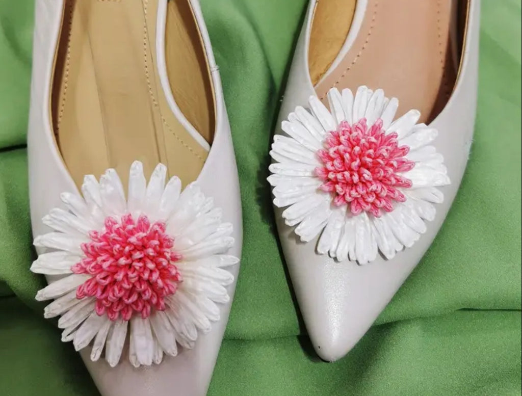 Clips de chaussures marguerites