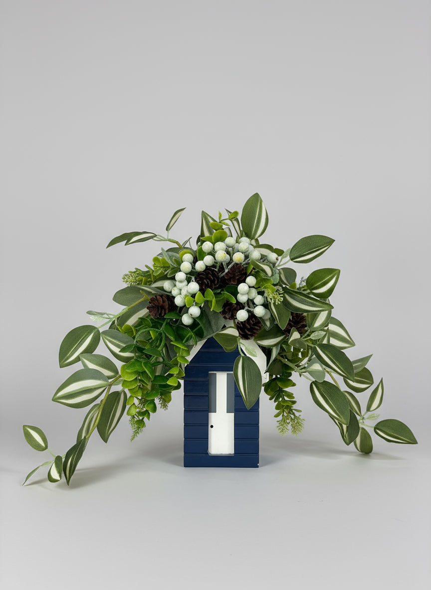 Christmas Bathing Box House