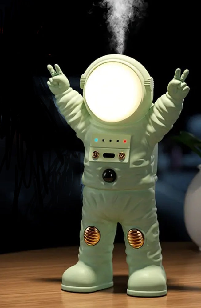 Diffuseur d'aromathérapie et lumière Astronaut