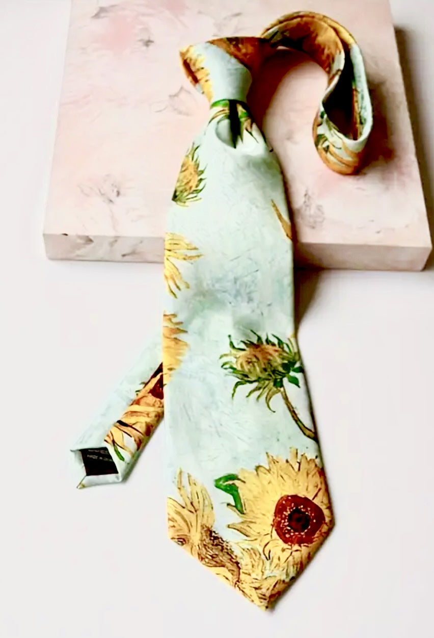 Sunflowers men’s neck tie