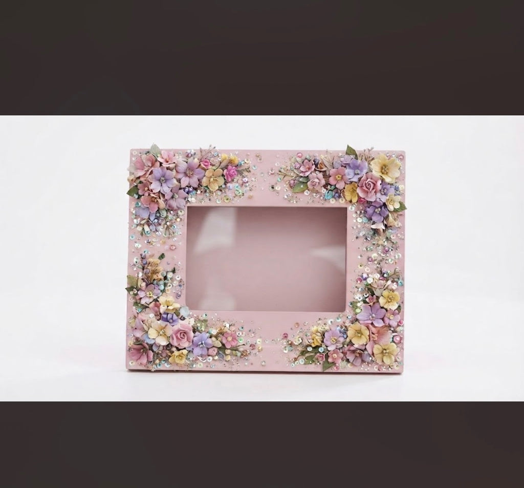 School Holiday Workshop | Decorate Your Own Wooden Photo Frame 🎨📸 (Wednesday 23 September 2026 | 9:15 AM–11:30 AM | Ages 8+)