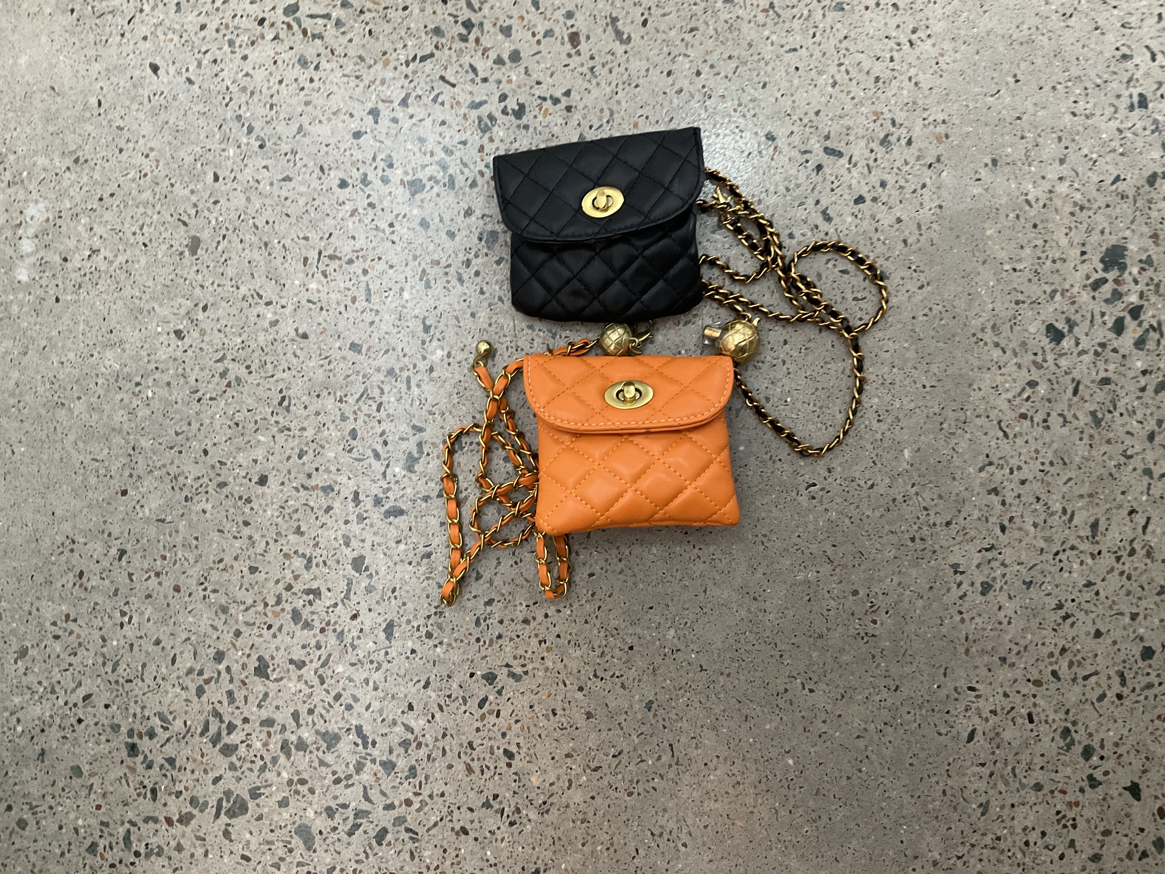 Petit sac banane matelassé