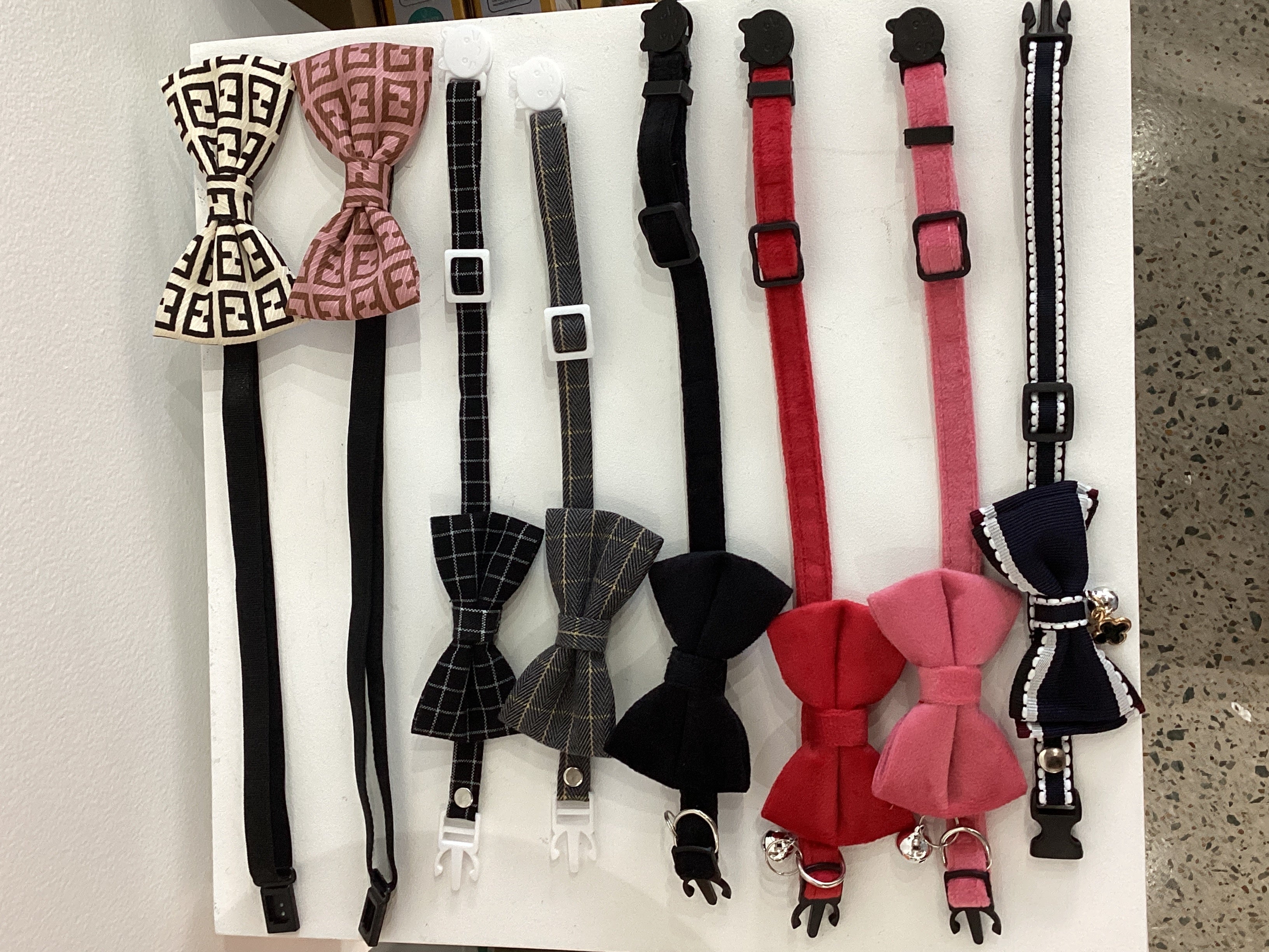 Collier pour chat avec nœud papillon