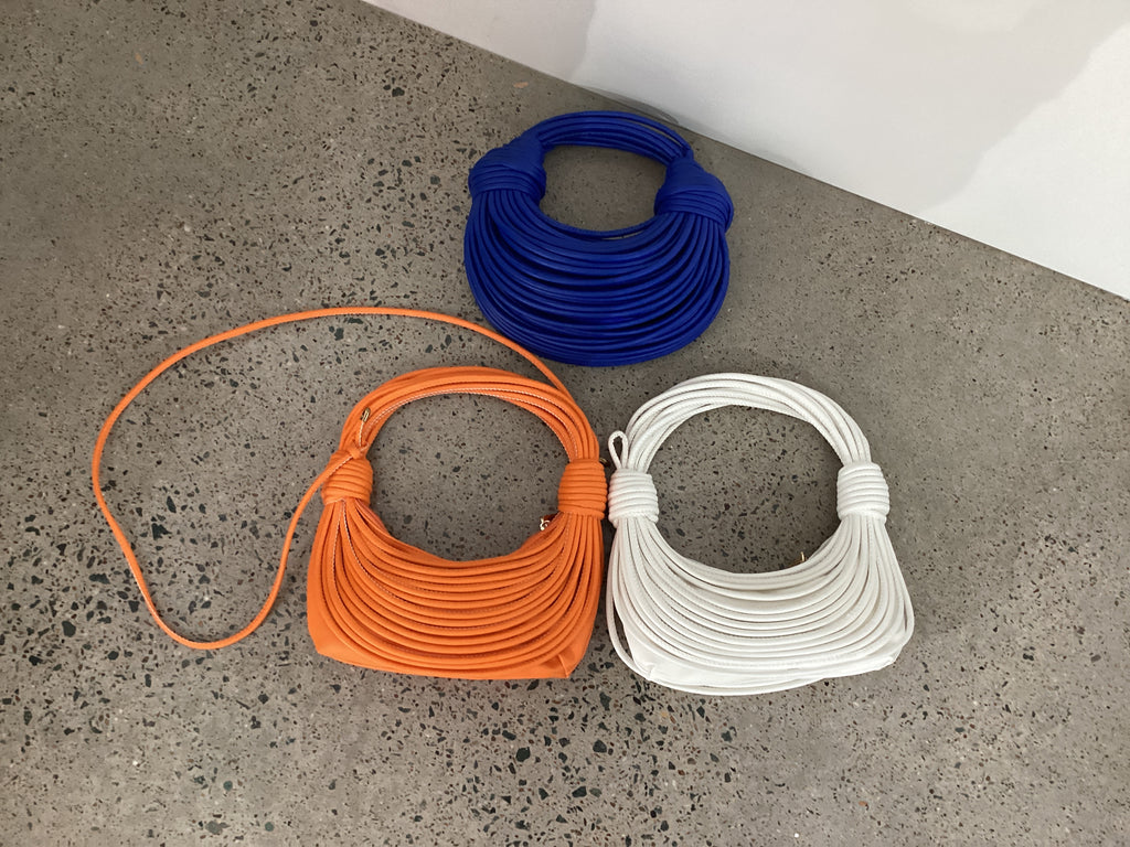 Sac à main spaghetti (différentes couleurs)