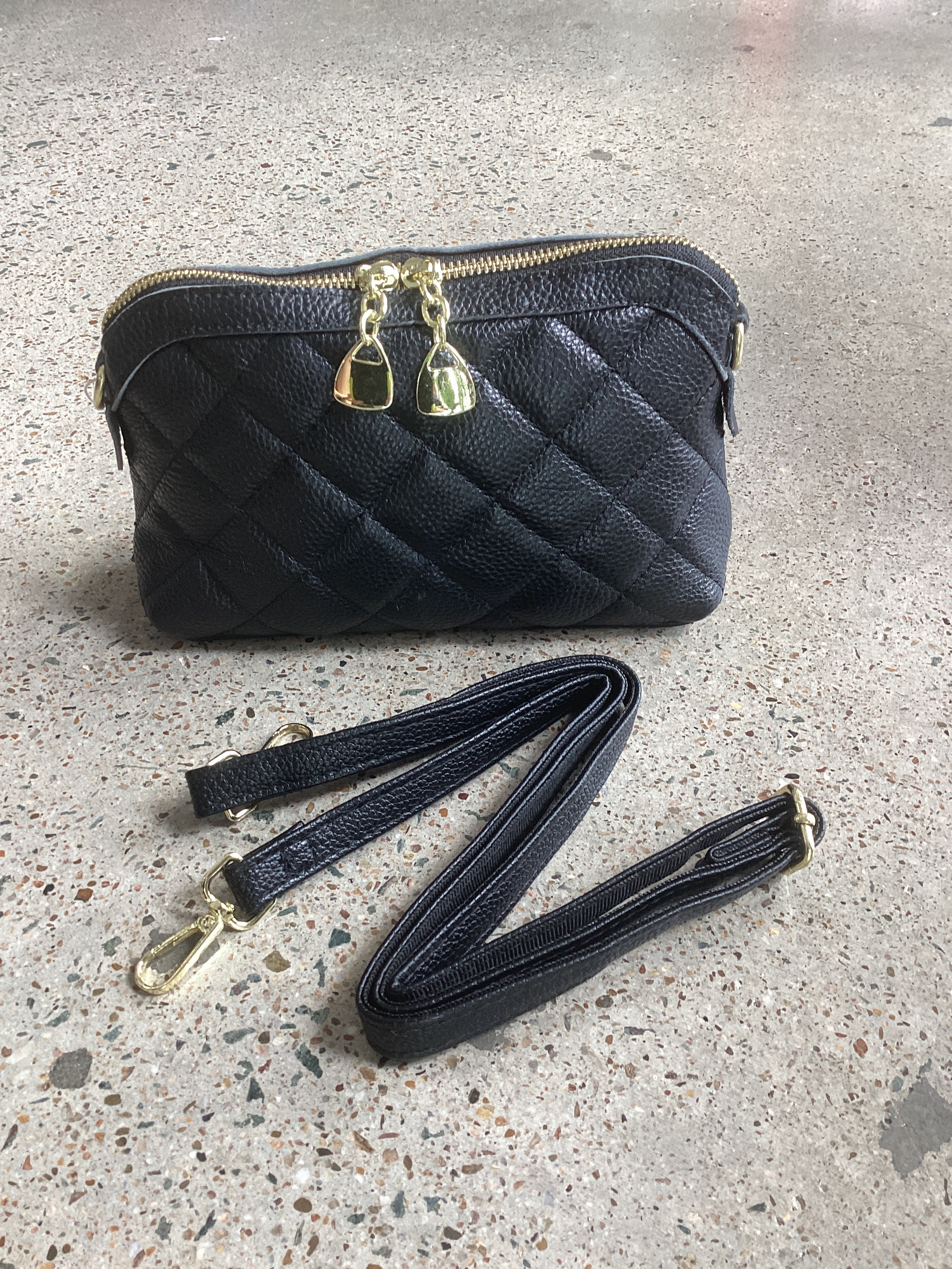 Leather quilted guitar clock handbag