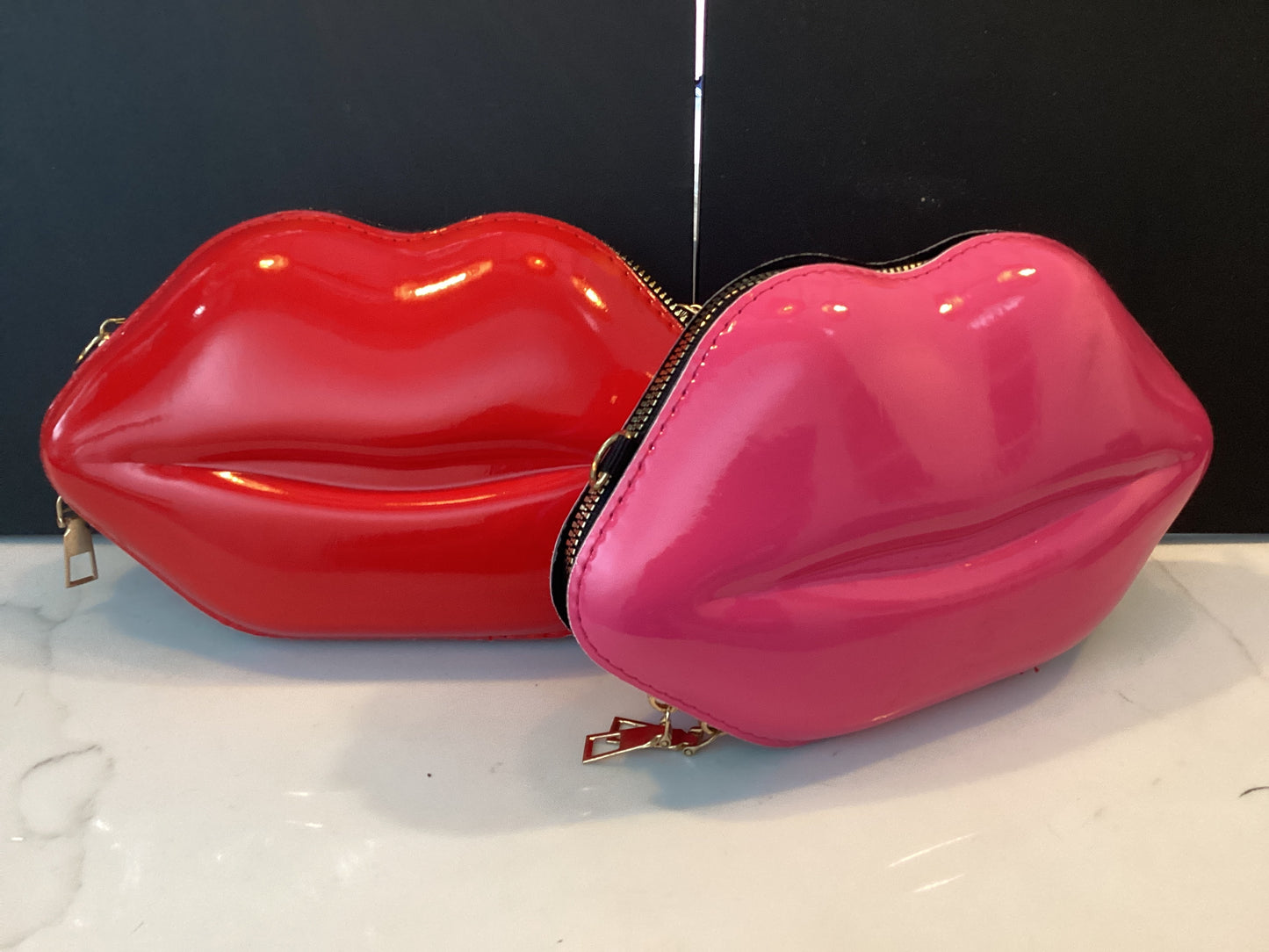 Lip hand bag