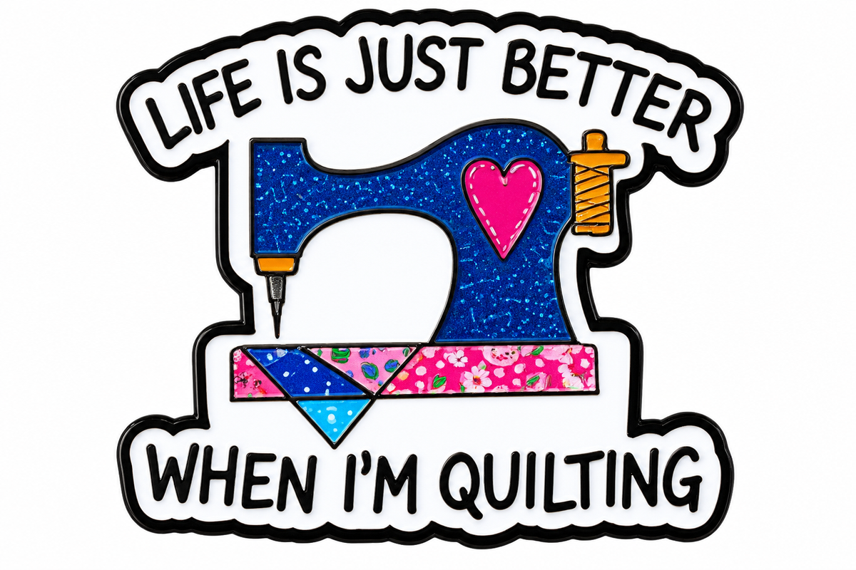 Quilting enamel metal pin approximately 3 x 3 cm
