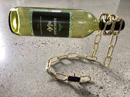 Wine bottle holder